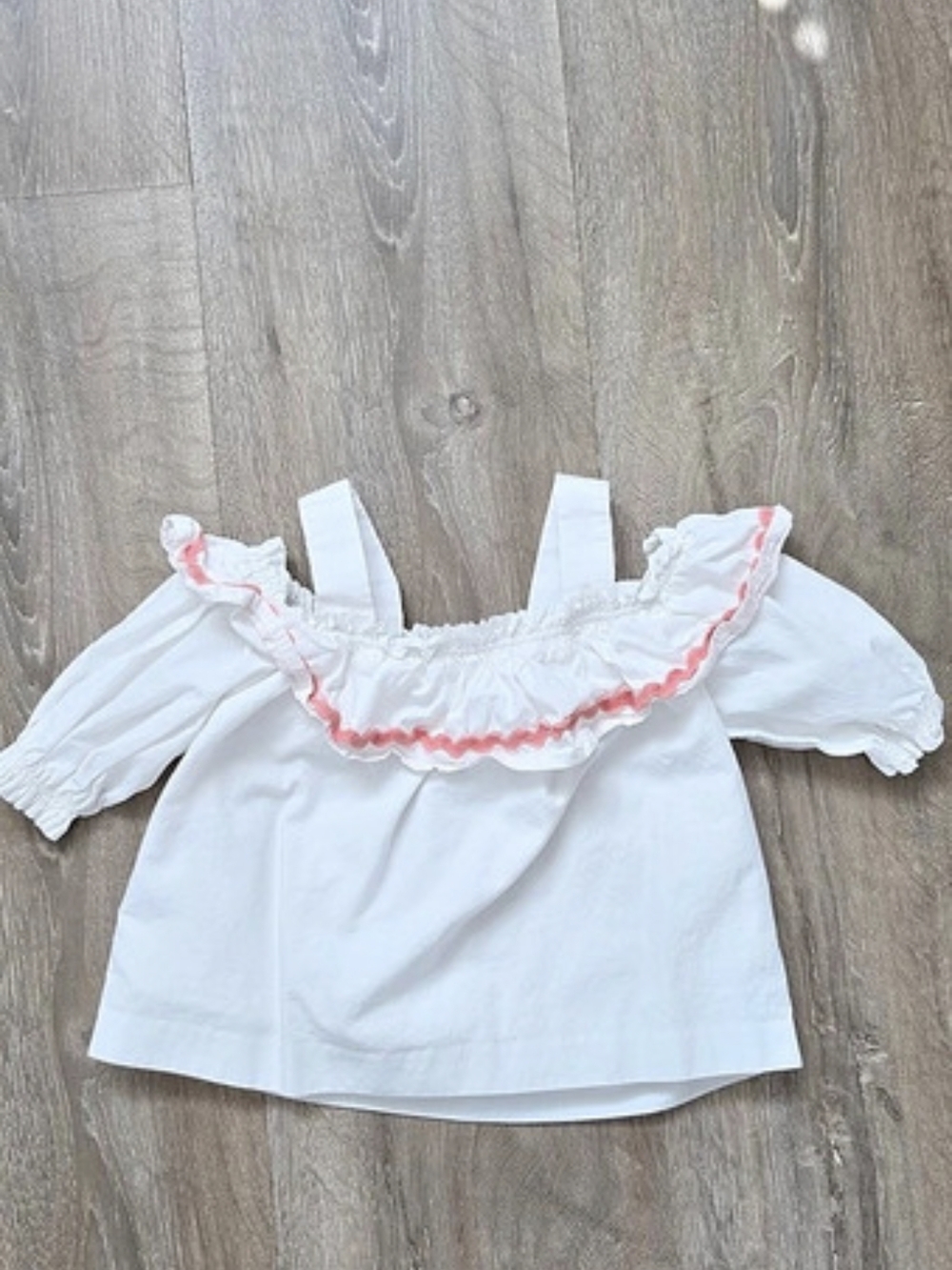 Janie and Jack Off-Shoulder Blouse in White & Pink Size 18-24M